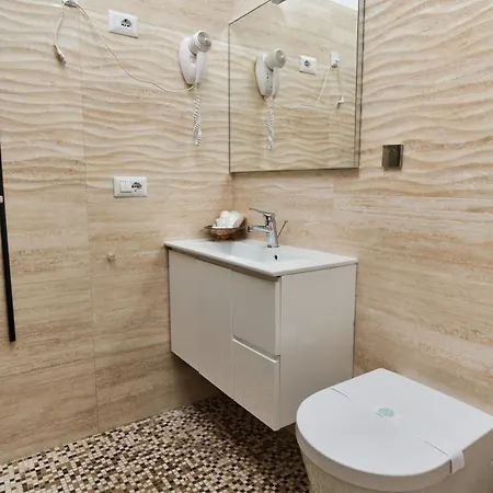 Major Domus 501 Rome